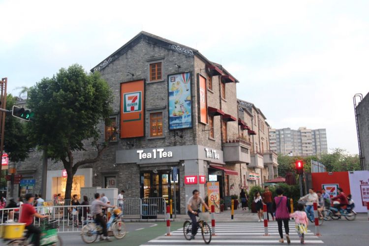 康辉旅游网广州往返佛山功夫之城大型晚会+网红打卡岭南天地+逢简水乡二天