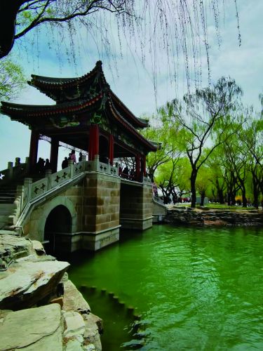 康辉旅游网<古城温泉>深圳出发潮州古城+丰顺温泉3天2晚动车团，深入了解“潮汕非物质文化遗产”游潮州古城、看潮剧品潮汕功夫茶、开元寺泰佛殿、湘子桥、牌坊街、入住维纳斯空中温泉+紫莲度假村、龙归寨瀑布、豪品潮汕地道美食