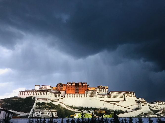 康辉旅游网<纯玩无自费>深圳出发拉萨+布达拉宫+大昭寺+羊卓雍措+山南+桑日马鹿自然保护区+圣湖旅拍+色季拉山挂经幡+鲁朗林海+林芝+雅鲁藏布大峡谷+卡定沟+G318+桑日马鹿自然保护区双飞7天6晚跟团游，玩美时光