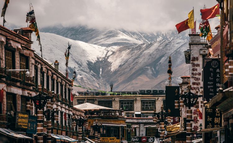 康辉旅游网拉萨往返，拉萨+布达拉宫+林芝雅尼湿地或大峡谷+纳木错7天6晚跟团游，纯玩0自费，拉萨拼团