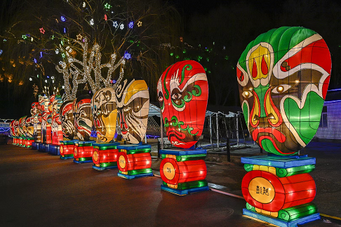 康辉旅游网<春节特辑>深圳出发新疆乌鲁木齐+阿泰勒+赛里木湖+水墨禾木+雪都喀纳斯+乌尔禾魔鬼城3飞8天7晚跟团游，体验丝绸之路滑雪场4小时滑雪，打卡看蓝冰，冰眼，冰气泡