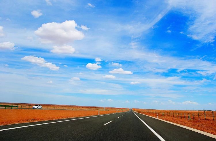 康辉旅游网<纯玩无自费>深圳出发银川+水洞沟+磴口西部梦幻大峡谷+额济纳旗 黑水城+弱水胡杨林+怪树林+居延海日出+远营古城+腾格里沙漠穿越+西部影视城双飞7天6晚跟团游，连住2晚额济纳旗