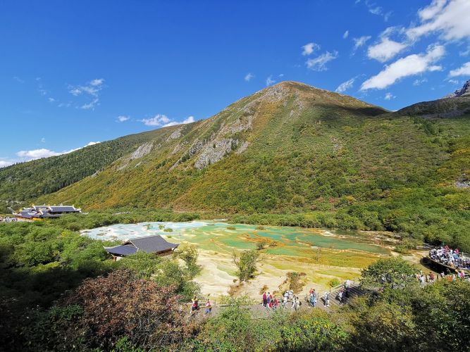 康辉旅游网<云南，梦时光>深圳直飞丽江+丽江古城+双廊古镇+大理古城+香格里拉+普达措国家公园+香巴拉时轮坛城+独克宗古城+虎跳峡+冰川公园大索道+蓝月谷+丽江千古情，双飞往返6天跟团游