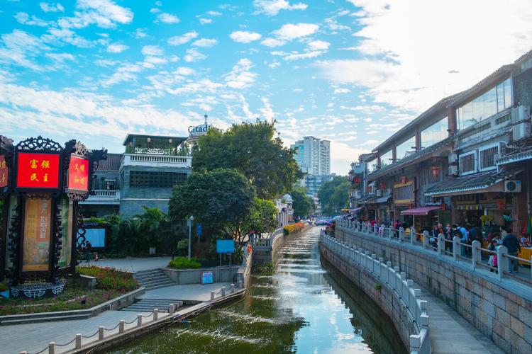 康辉旅游网【走读广州-粤韵西东】游永庆坊+李小龙祖居+粤剧表演+荔枝湾涌+东山五大侨园1天