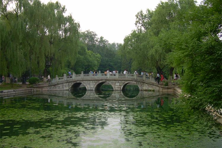 康辉旅游网<农大校友 特惠><夜宿水镇--特色客栈>夜宿古北客栈2日（客栈随机分配）