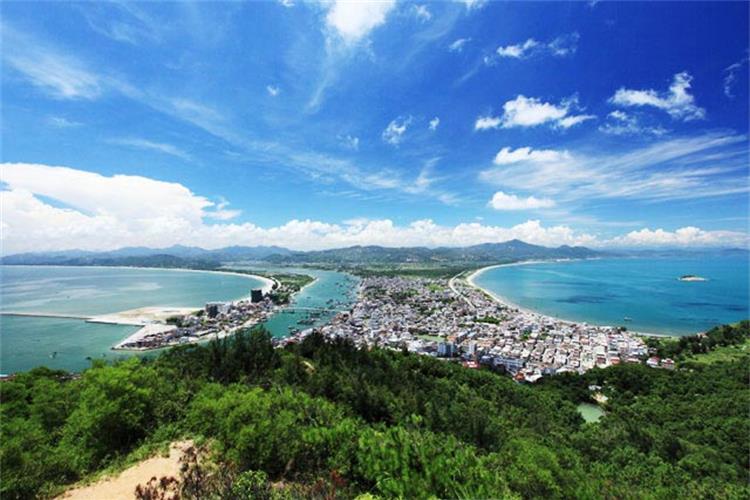 康辉旅游网<精.沙滩>广州往返惠州双月湾3天游，打卡欧洲 2 国双镇，入住西班牙主题酒店