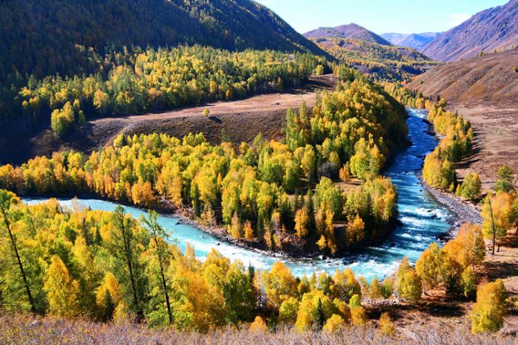 康辉旅游网<慢步喀纳斯> 天池、S21沙漠公路、喀纳斯（二进）、 禾木、可可托海双飞8日游