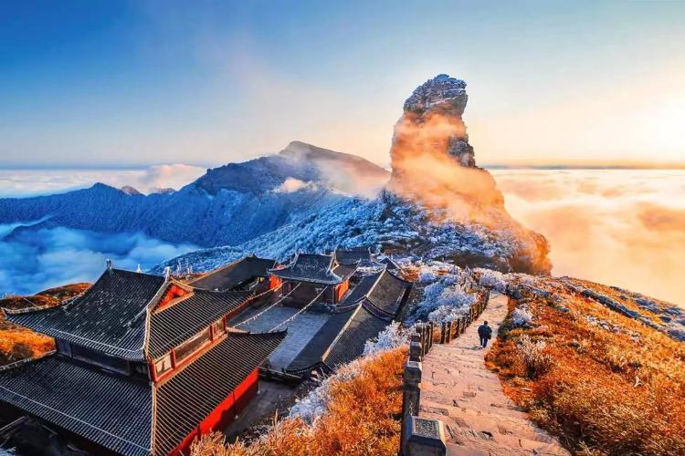 康辉旅游网<梵华背后>贵州十二背后、梵净山、镇远古镇、石阡温泉、茅台镇纯玩动车4天