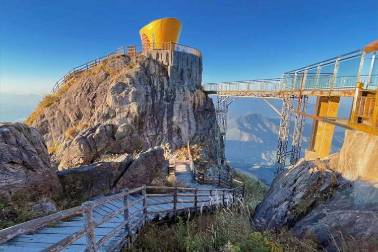 康辉旅游网清远连山金子山赏云海、雾凇纯玩一天