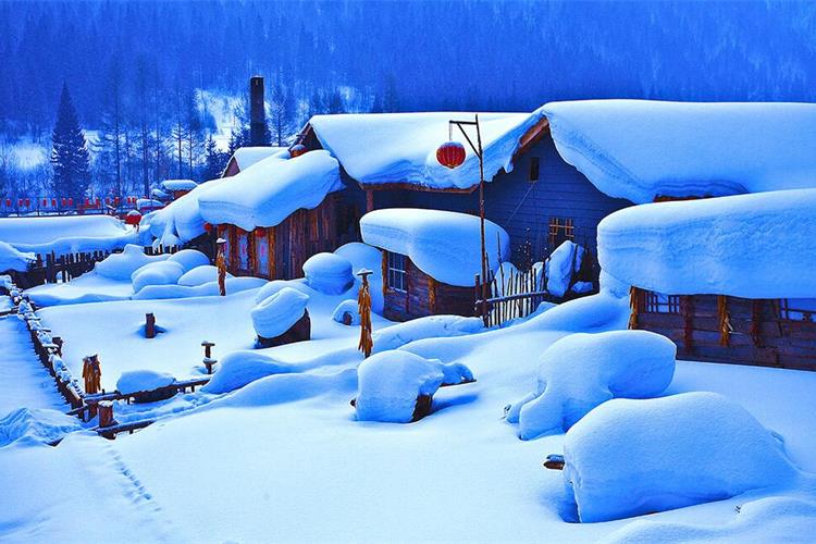 康辉旅游网【特惠-全景东北】广州往返哈尔滨进沈阳出+长白山+伏尔加+知北村双飞7天