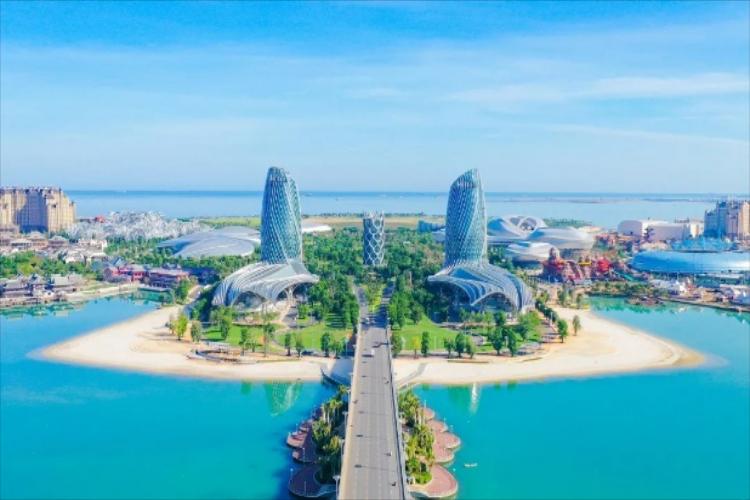 康辉旅游网广州往返-魅力海岛-海南环岛-海花岛、大小洞天、游艇出海、分界洲岛5天4晚