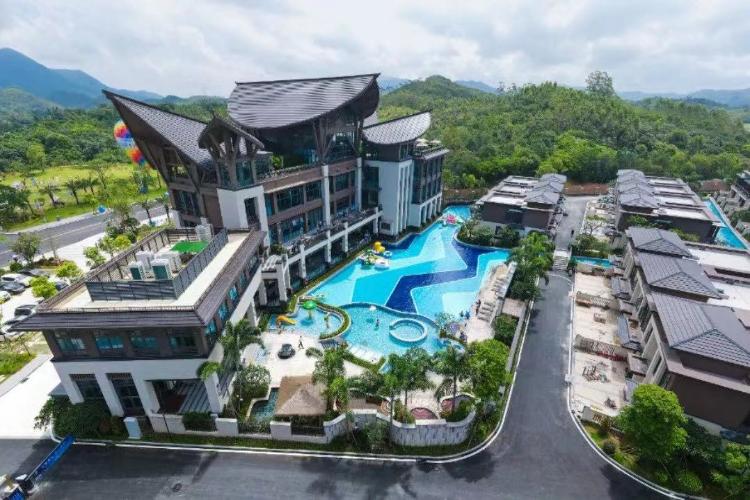 康辉旅游网【行.休闲】广州往返阳春十里泉城温泉纯玩2天，包含价值60元赤坎古镇门票