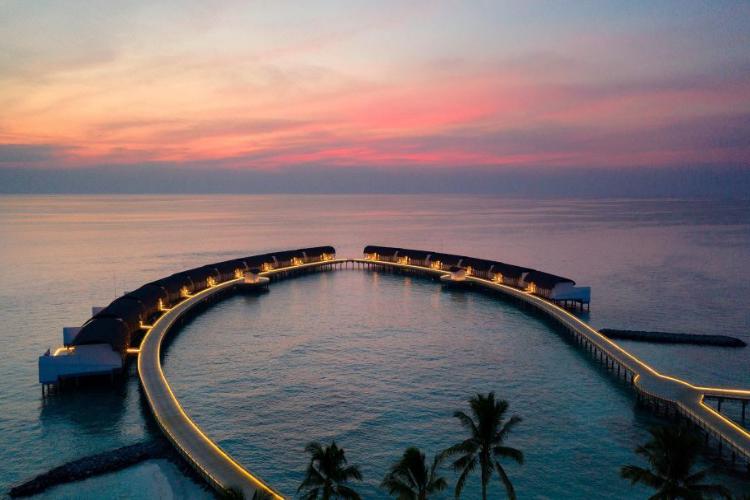 康辉旅游网[自由行]马尔代夫5天4晚自由行套餐*米里昂迪胡度假村*威斯汀酒店