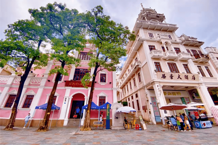 康辉旅游网闲逛中山詹园+孙文西路步行街+紫马岭公园+咀香园1天