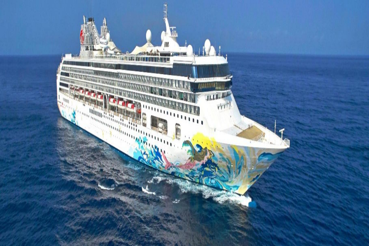 康辉旅游网<第三位免船票>名胜世界邮轮<名胜世界壹号>香港-公海-香港三天两晚（含港务费）