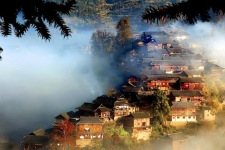 康辉旅游网<经典>A线7-8月贵州全景A黄果树瀑布+大小七孔+西江千户苗寨+龙里双动5天