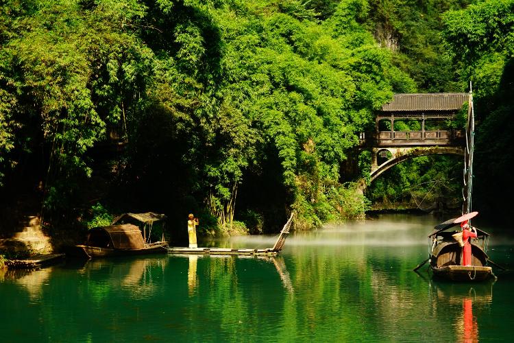 康辉旅游网<总统系列游轮·上水>宜昌出发，三峡大坝+神女峰+长江三峡 单船票5天