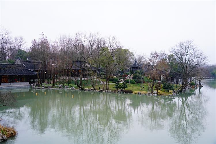 康辉旅游网广州出发华东，扬州瘦西湖，鼋头渚，兴化千垛油菜花海，金山寺，凤城河双飞六天