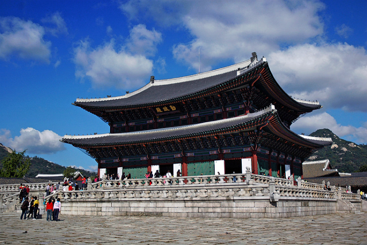 康辉旅游网超值韩国>韩国经典首尔一地半自由行双飞5天（澳门往返）