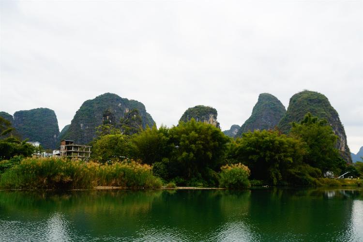 康辉旅游网潮汕出发诏安哈溪激情漂流摩洛哥灯光秀东山岛小鱼骨沙洲2天1晚跟团游<一脚踏两省>
