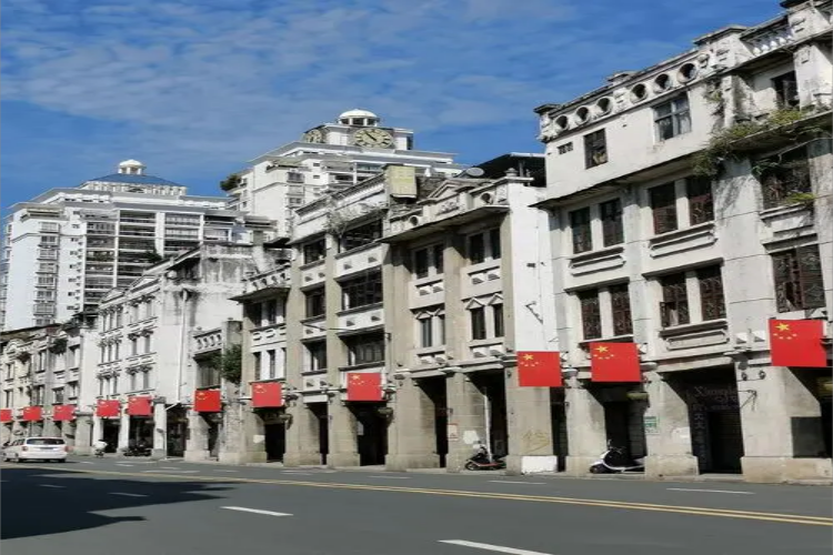 康辉旅游网<行.休闲>广州往返梧州 骑楼城.两广总督.鹤岗楼 美食2天