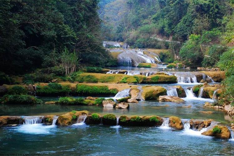 康辉旅游网潮汕出发贵州梵净山黄果树大瀑布荔波大小七孔苗寨镇7天6晚跟团游<匠心梵净山>