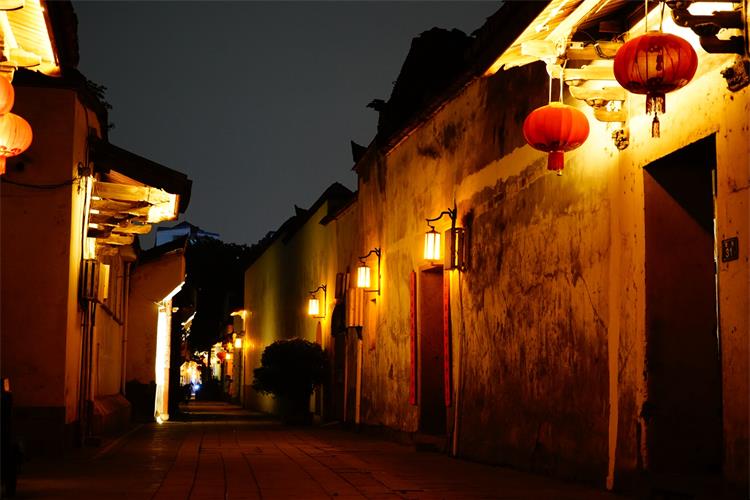 康辉旅游网潮汕出发福清阿勒泰福州烟台山上下杭三坊七巷北部湾双动3天2晚跟团游<福清阿勒泰>