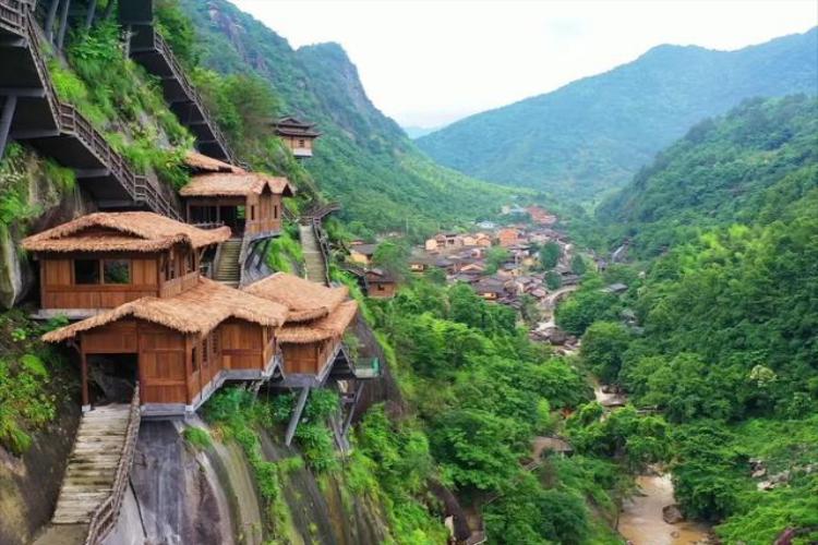 康辉旅游网广州出发南昌，庐山、望仙谷、葛仙村、 三清山、婺女州、东林大佛、婺源篁岭高铁六天