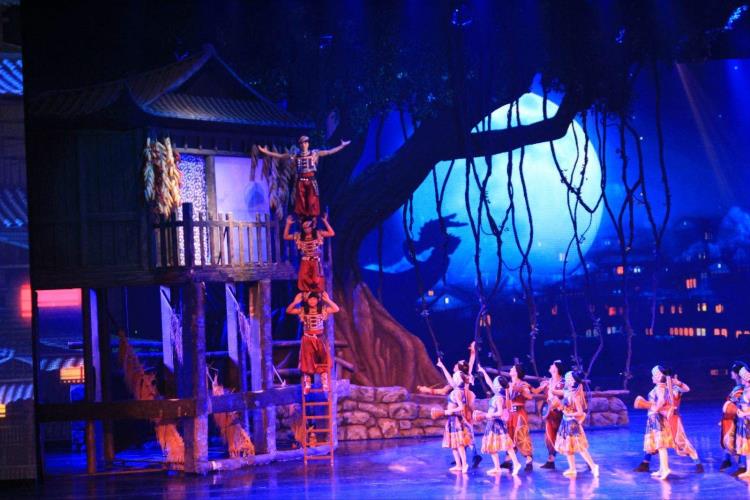 康辉旅游网<经典><国庆天森一对G>广州往返湖南，韶山+张家界，双高纯玩4天