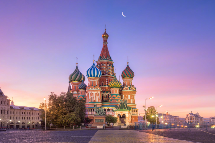 康辉旅游网<分享会>俄罗斯经典双首都广州往返9天（南方航空+军事体验+深度赏秋+往返动车）