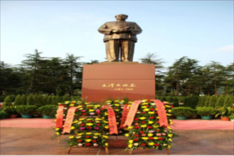 康辉旅游网<经典>万人挺进大别山G·韶山·大别山天堂寨·红军广场·洞庭湖·武汉东湖双高5天