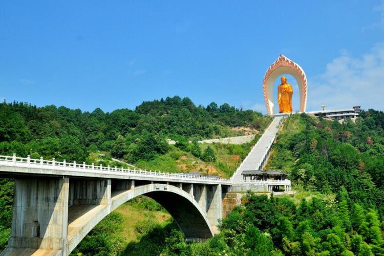 康辉旅游网<特惠>【大美江西】 南昌+上饶铜钹山+婺源江湾、李坑+景德镇纯玩双动5天