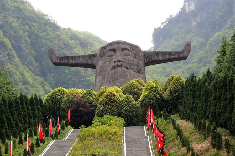 康辉旅游网<经典><乘船游三峡·秋色神农架>广州往返宜昌·神农架+两坝一峡双飞5天
