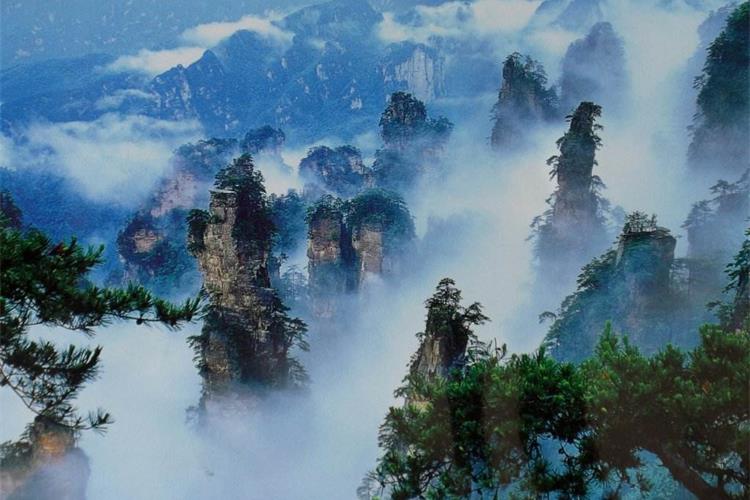康辉旅游网广州往返GM湖南天森芙蓉 长沙橘子洲+韶山+张家界+凤凰古城双高5天