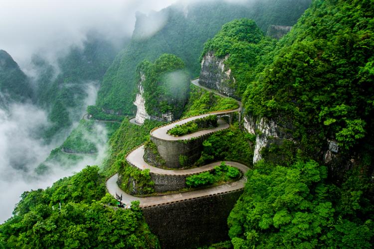 康辉旅游网广州出发SPP钜惠天门山 橘子洲头+天门山森林公园+茶洞边城+凤凰古城双高4天