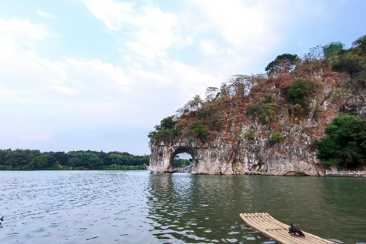 康辉旅游网广州往返ZM广西梦幻金秀 大瑶山盘王界+木达木弄+瑶族博物馆+昭平茶梯田动车4天