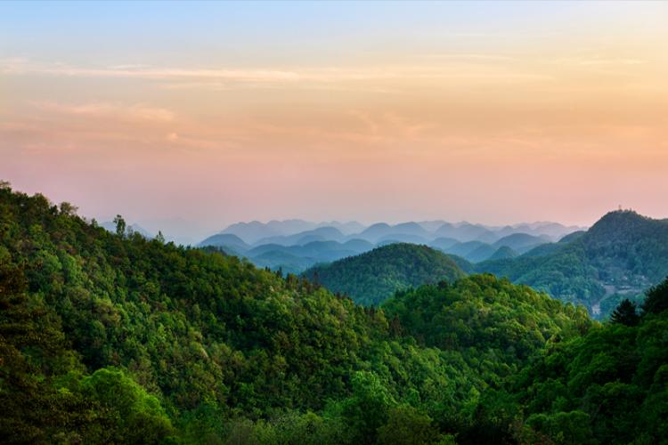 康辉旅游网<特惠> <三省联游>广州往返三江，狮子关+边城+洪江古镇+蒲花暗河双动6天