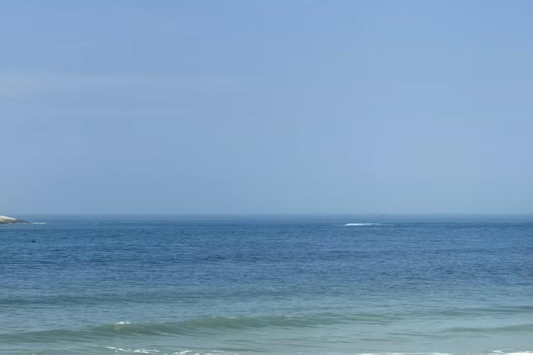 康辉旅游网广州往返永定初溪土楼、柿子采摘、东山岛南门湾、鱼排体验双动纯玩四天，海柿蜃楼