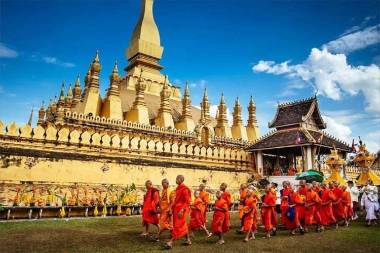 康辉旅游网【金秋】<特惠意境老挝>万象琅勃拉邦广州双飞双动5天(AQ/QV)