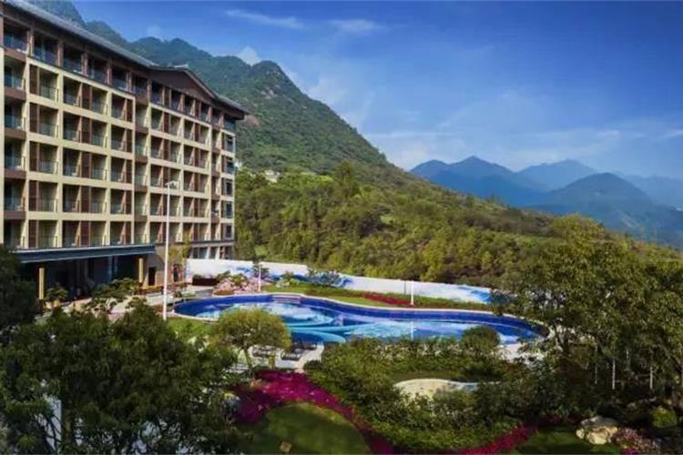 康辉旅游网【增城.直通车】广州往返增城金叶子二期公寓温泉4天半自助游，享用简单早餐